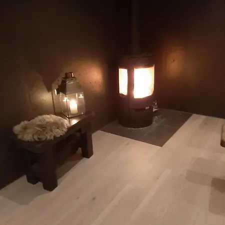 Molden 1 - Med Jacuzzi! Luster